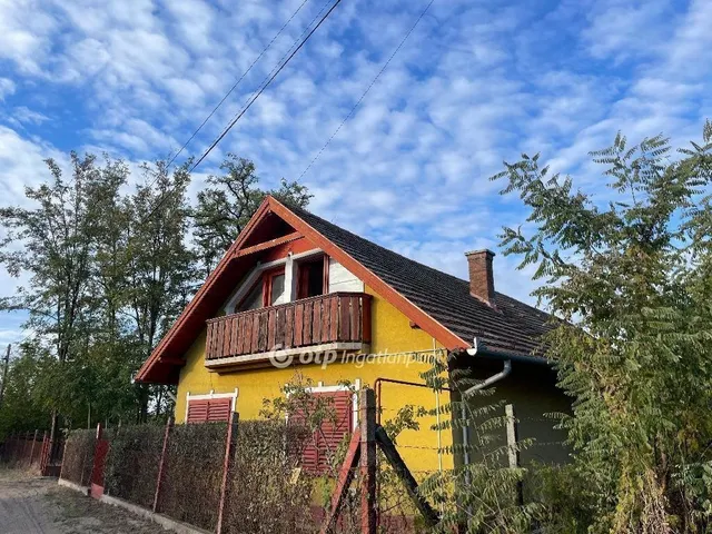 Eladó ház Cserkeszőlő 92 nm