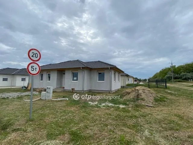 Eladó ház Kecskemét 91 nm