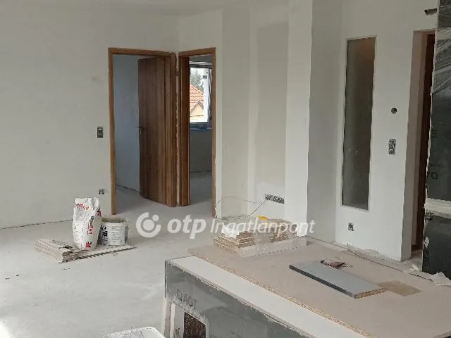 Eladó lakás Budapest XVIII. kerület, Gloriett-telep 65 nm
