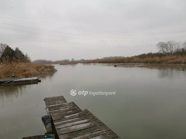 Eladó üdülő és hétvégi ház Szigetcsép 35 nm