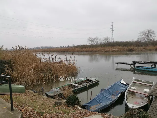 Eladó üdülő és hétvégi ház Szigetcsép 35 nm