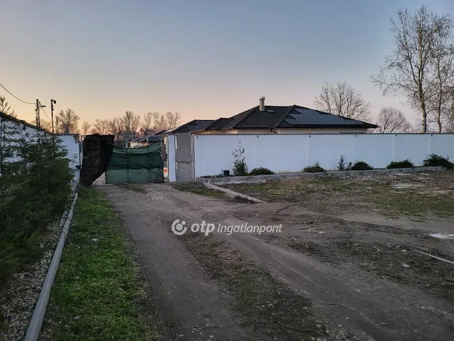 Eladó telek Alsónémedi 1691 nm