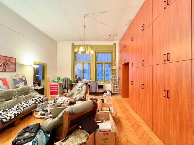 Eladó lakás Budapest XI. kerület 122 nm