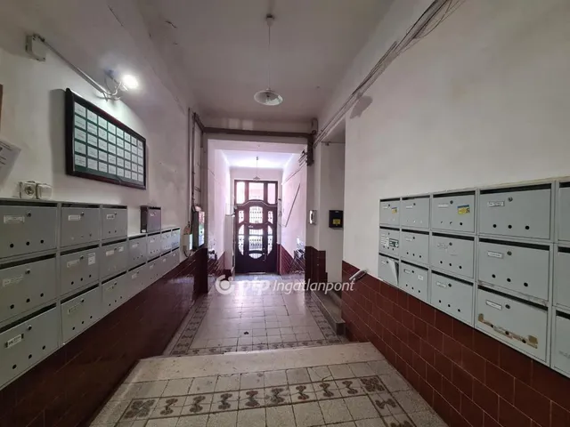 Eladó lakás Budapest II. kerület 93 nm