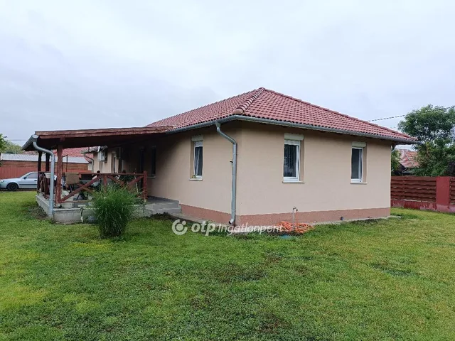 Eladó ház Majosháza 110 nm