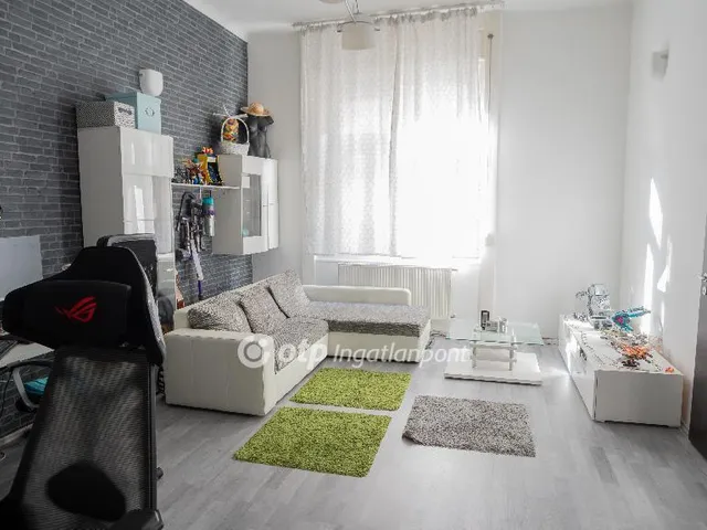 Eladó lakás Budapest IX. kerület 73 nm