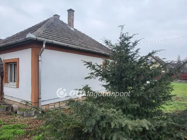 Eladó ház Érd 64 nm