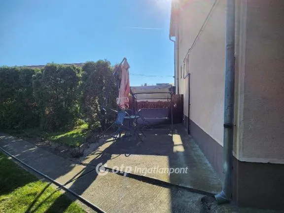 Eladó ház Felsőpakony 130 nm