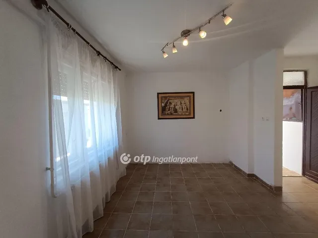 Eladó ház Délegyháza 76 nm