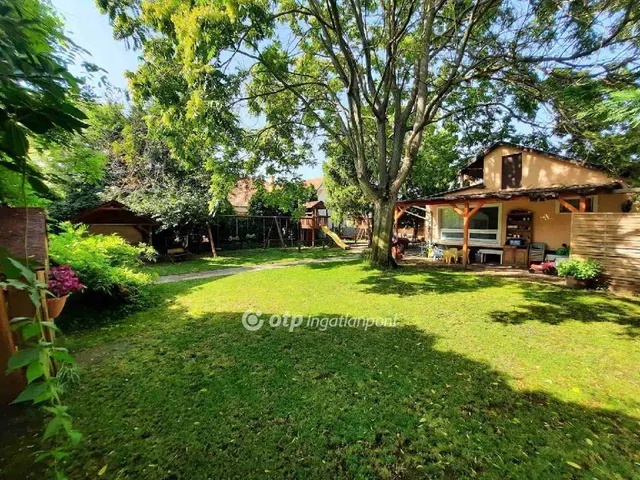 Eladó ház Dunaharaszti 236 nm