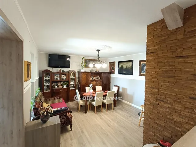 Eladó ház Délegyháza 170 nm