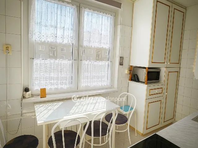 Eladó lakás Budapest XXI. kerület, Csillagtelep 68 nm