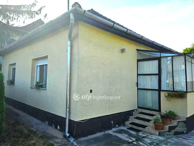 Eladó ház Érd 90 nm