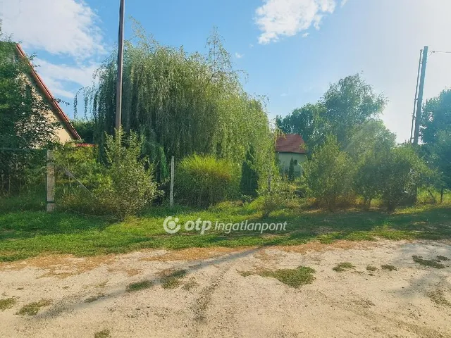 Eladó telek Kiskunlacháza 360 nm