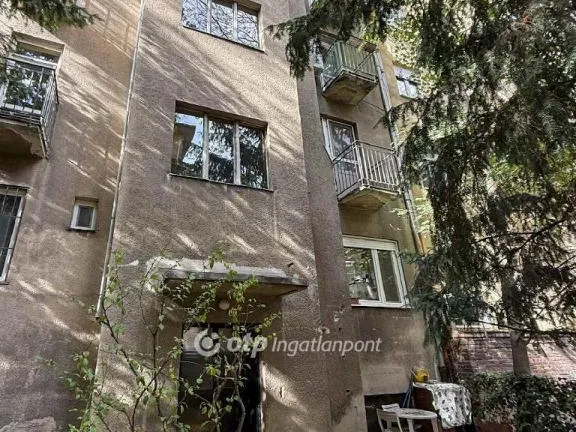 Eladó lakás Budapest III. kerület 73 nm