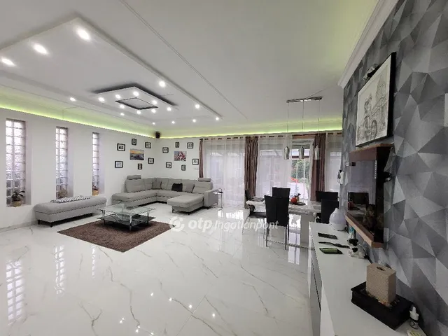 Eladó ház Dunaharaszti, Bezerédi-lakópark 253 nm