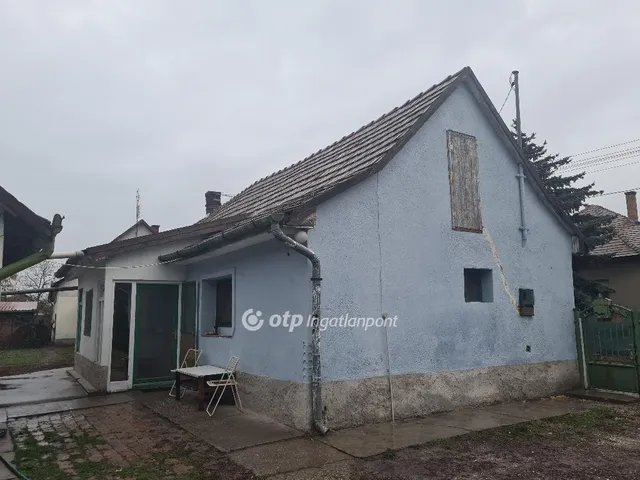 Eladó ház Kiskunlacháza 100 nm