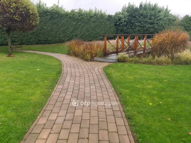 Eladó telek Budapest XVI. kerület 1887 nm