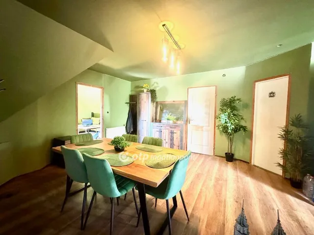 Eladó lakás Érd 84 nm