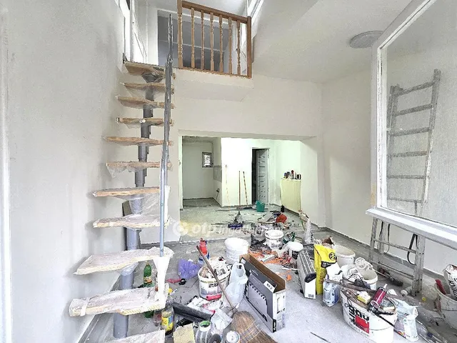 Eladó ház Üröm 46 nm