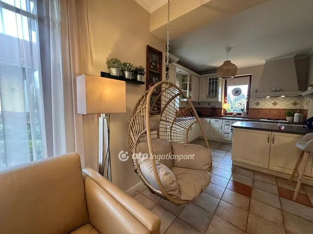 Eladó ház Siófok 361 nm