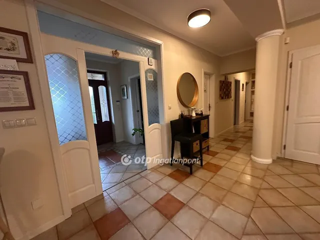 Eladó ház Siófok 361 nm