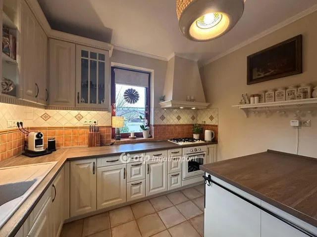 Eladó ház Siófok 361 nm