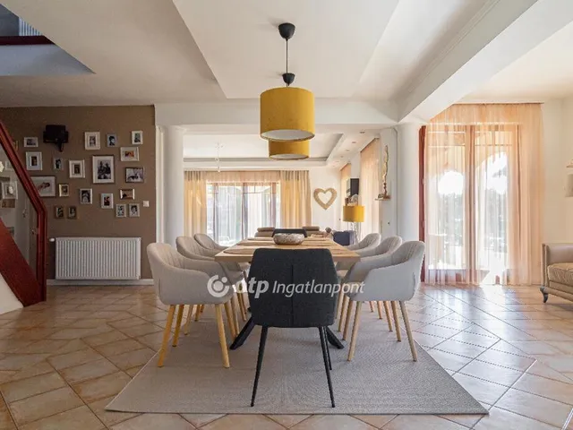 Eladó ház Siófok 361 nm