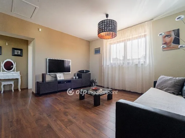 Eladó ház Siófok 361 nm