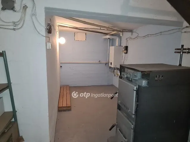 Eladó ház Áporka 102 nm