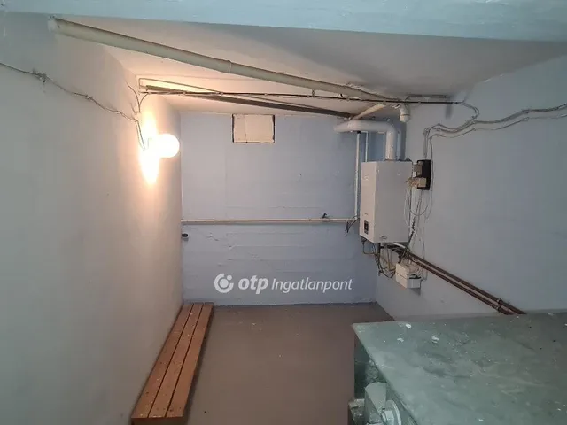 Eladó ház Áporka 102 nm