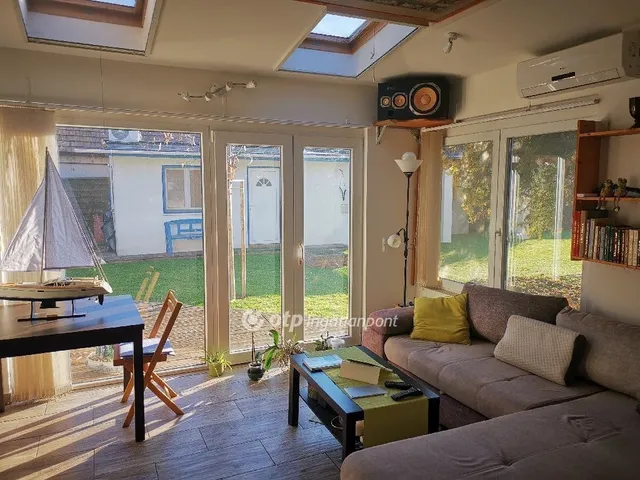 Eladó ház Budapest XXI. kerület 543 nm