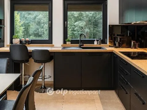 Eladó ház Érd 272 nm