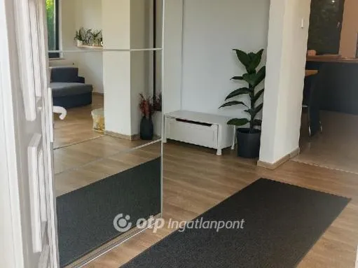 Eladó ház Érd 272 nm