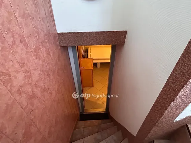 Eladó ház Dunaharaszti 270 nm