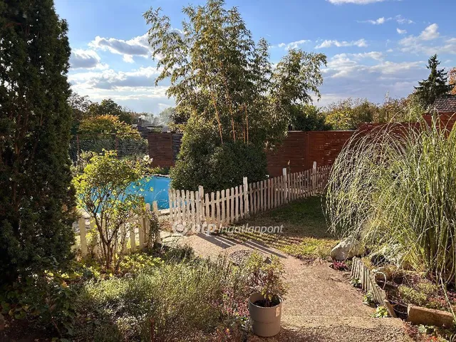 Eladó ház Dunaharaszti 270 nm