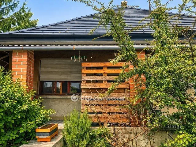 Eladó ház Ócsa 83 nm