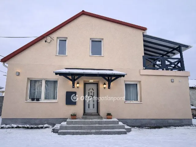 Eladó ház Bugyi 118 nm