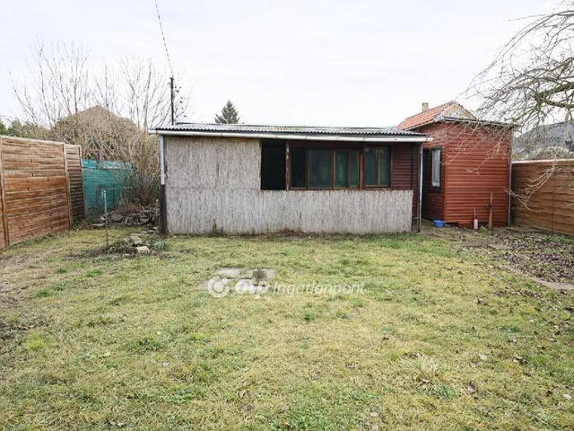 Eladó üdülő és hétvégi ház Tass 30 nm