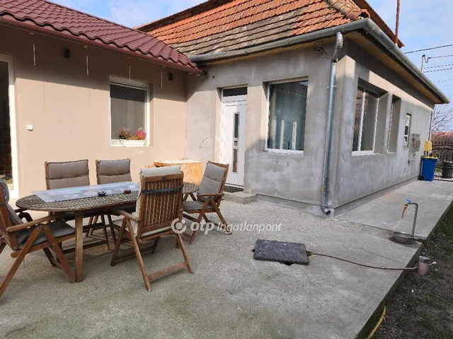 Eladó ház Kiskunlacháza 121 nm