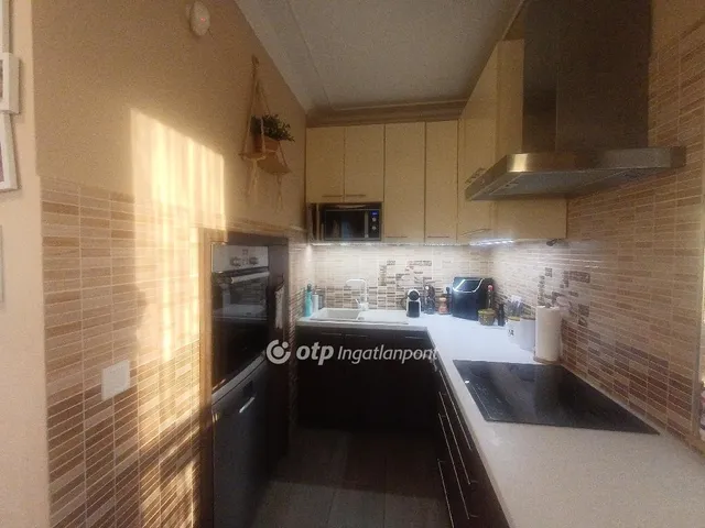 Eladó ház Üllő 92 nm