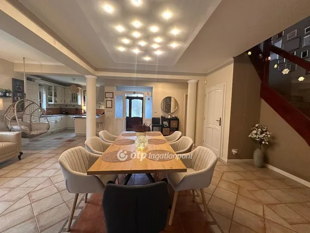 Eladó ház Siófok 361 nm