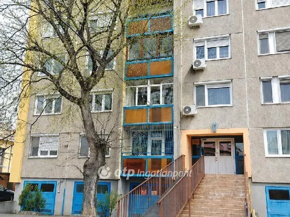 Eladó lakás Budapest X. kerület 72 nm