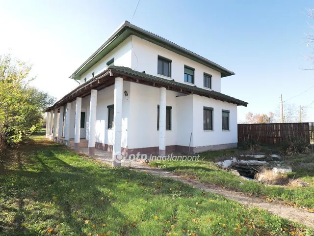 Eladó ház Ráckeve 213 nm