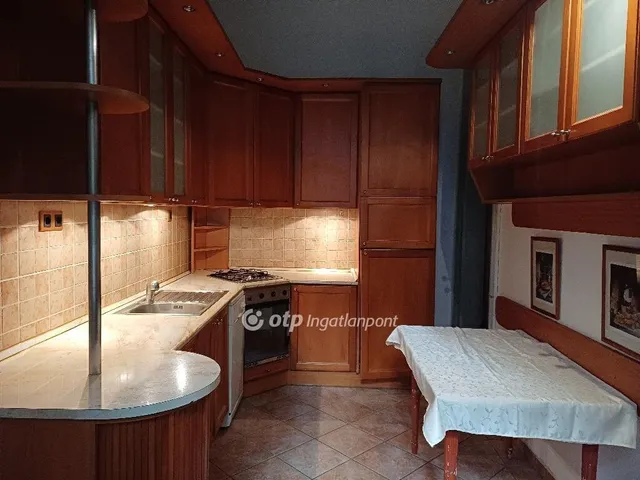 Eladó lakás Budapest VII. kerület 65 nm