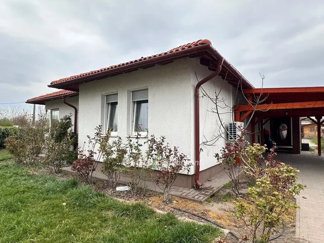 Eladó ház Délegyháza 186 nm