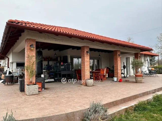 Eladó ház Délegyháza 186 nm