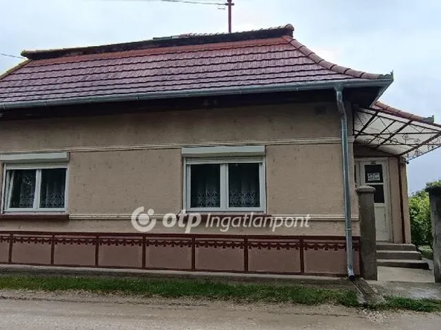 Eladó ház Kiskunlacháza 70 nm