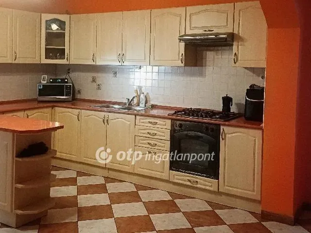 Eladó ház Budapest XVIII. kerület 161 nm