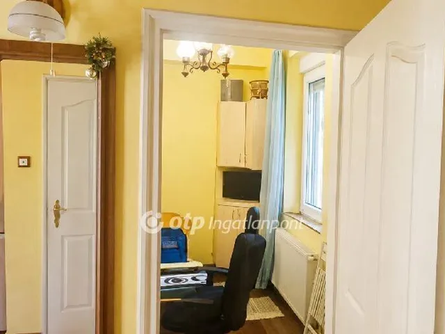 Eladó ház Budapest XVIII. kerület, Szemeretelep 63 nm